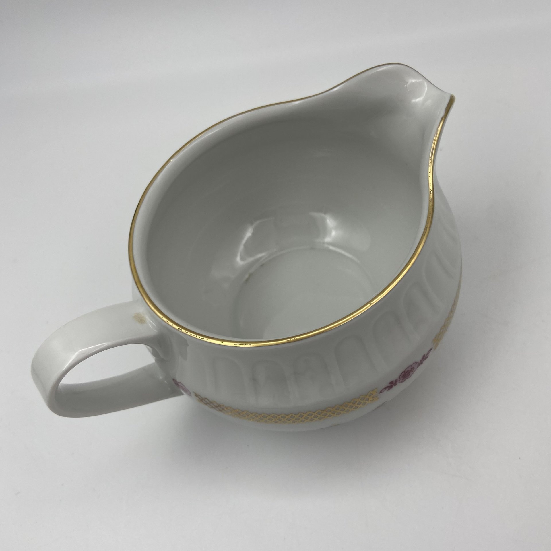 Набор для сервировки (солонка, перечница, горчичница, соусник) с цветочным декором, фарфор, деколь, золочение, Graf Von Henneberg Porzellan, 1777 Jlmenau, ГДР, 1977-1990 гг.