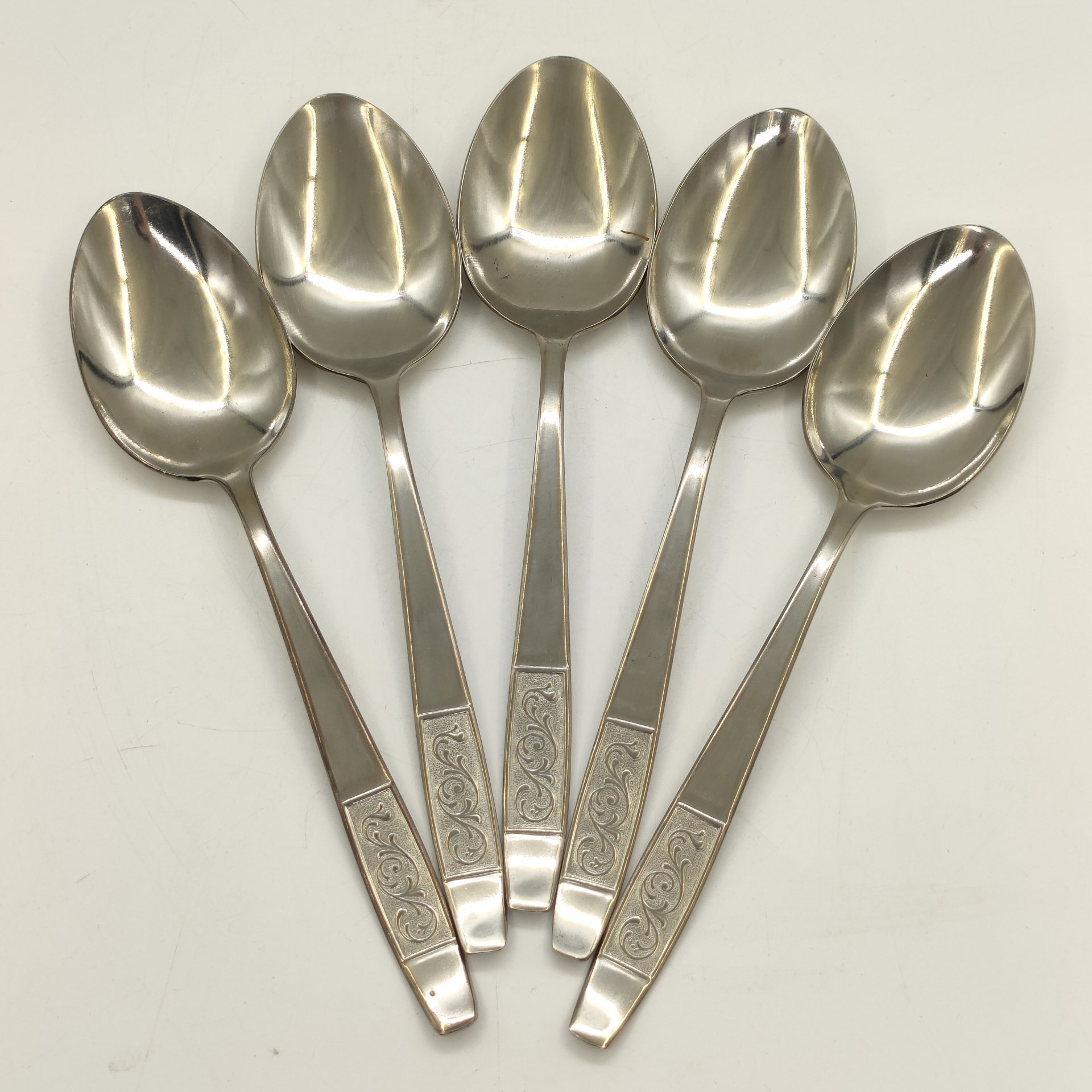 Набор из 5-ти столовых ложек с флоральным декором в коробке, нержавеющая сталь, Металлургический завод «Электросталь»