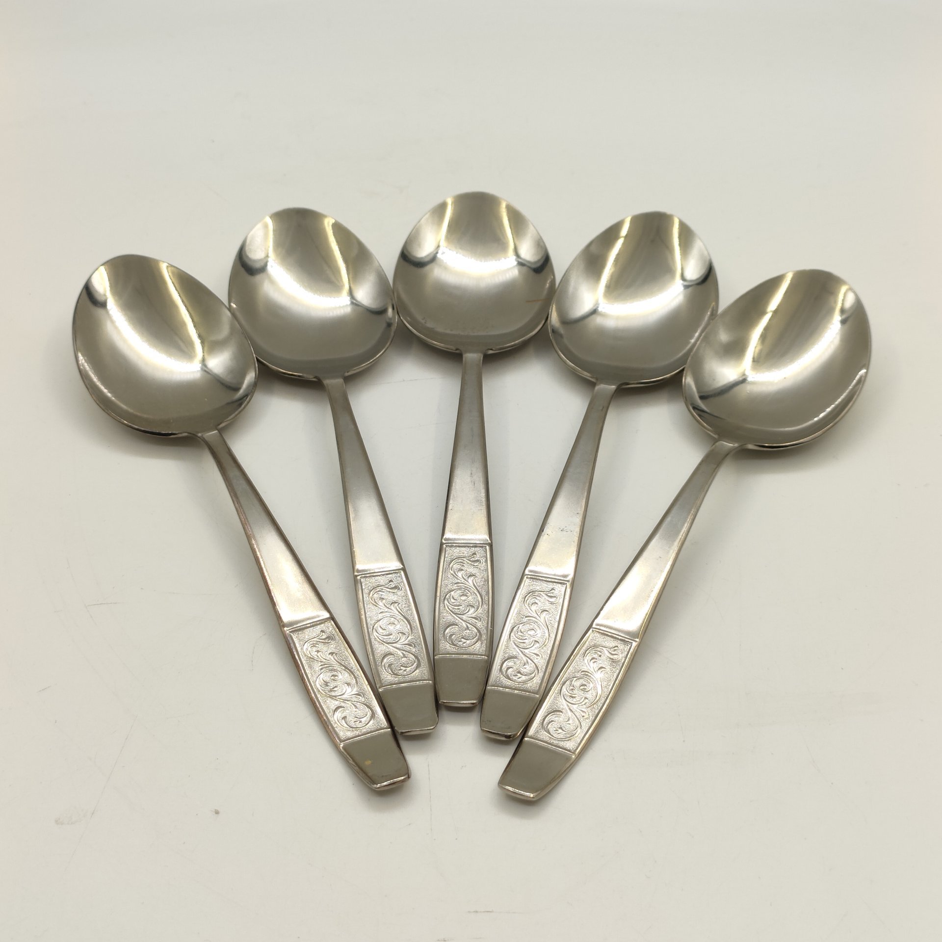 Набор из 5-ти столовых ложек с флоральным декором в коробке, нержавеющая сталь, Металлургический завод «Электросталь»