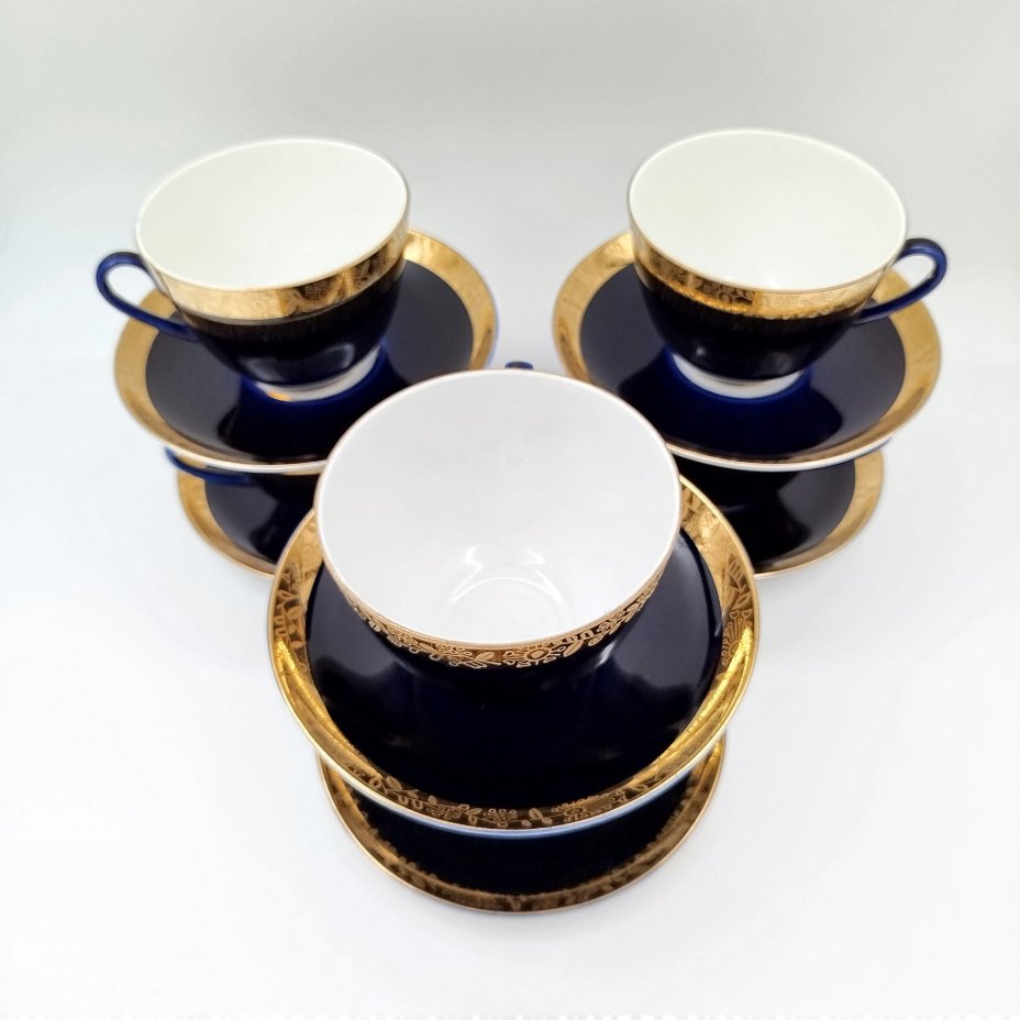 Набор из 6-ти чайных пар, украшенных растительным орнаментом, фарфор, крытье, золочение, Ленинградский фарфоровый завод (ЛФЗ), СССР, 1970-1989 гг.