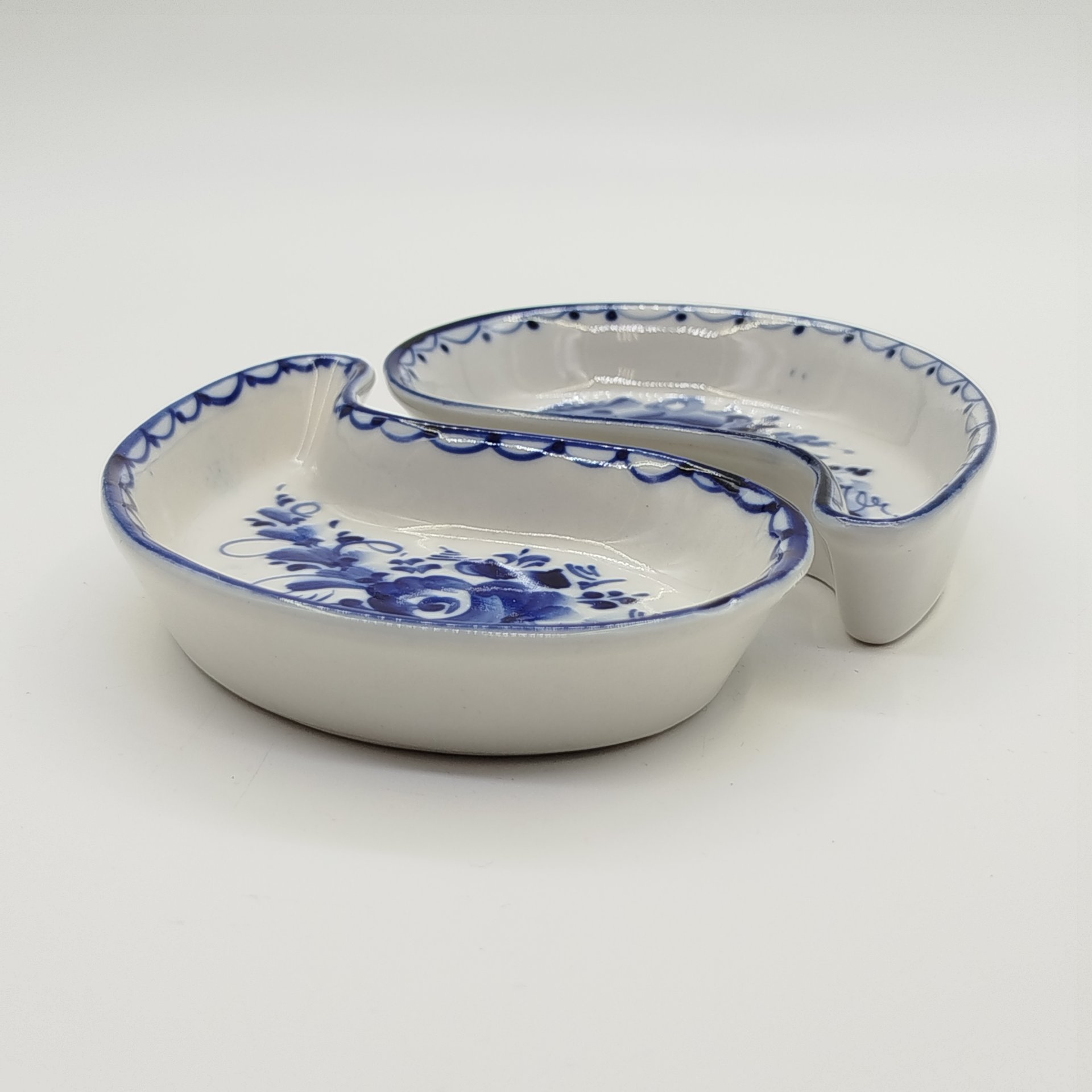 Пара розеток "Капельки", ав.р. Белоглазова, Чупрунова, Гжель