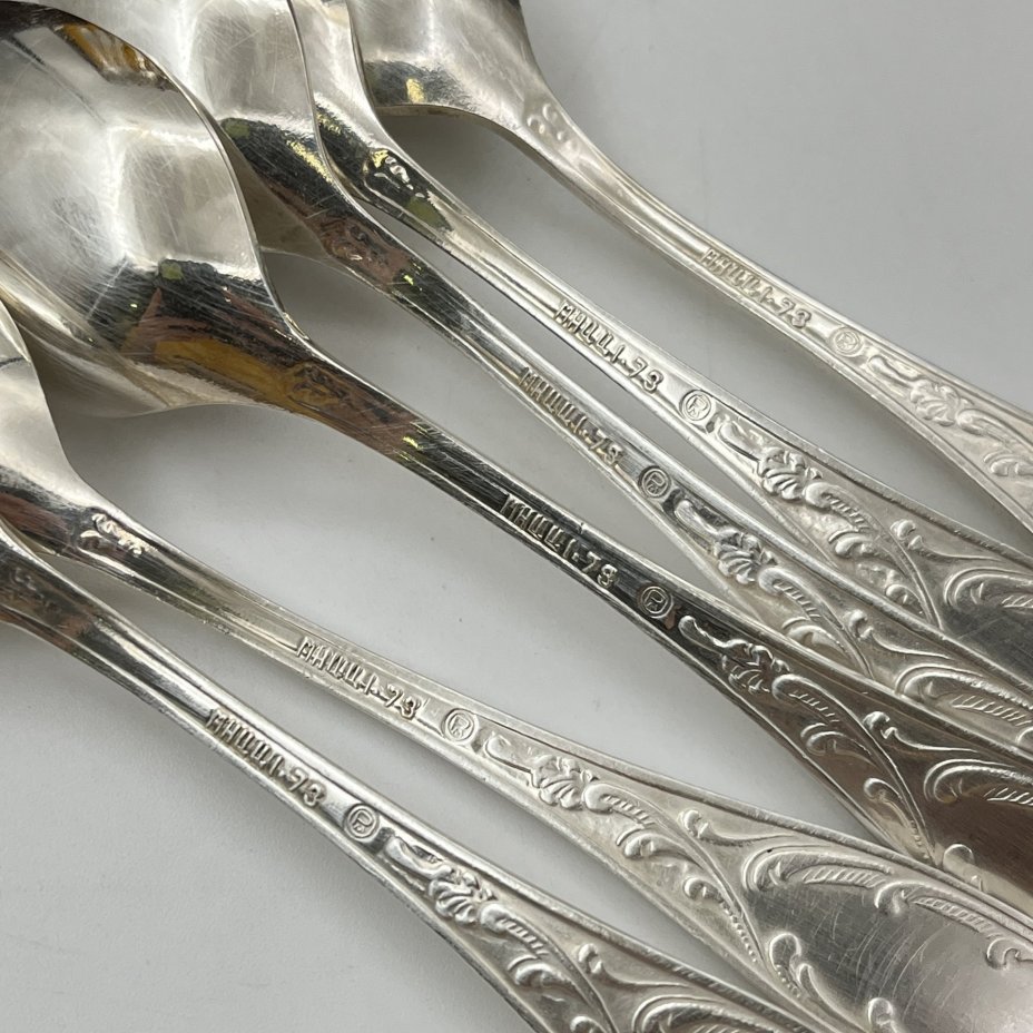 Набор столовых приборов "Олимпиада-80" в оригинальном футляре (24 предмета)