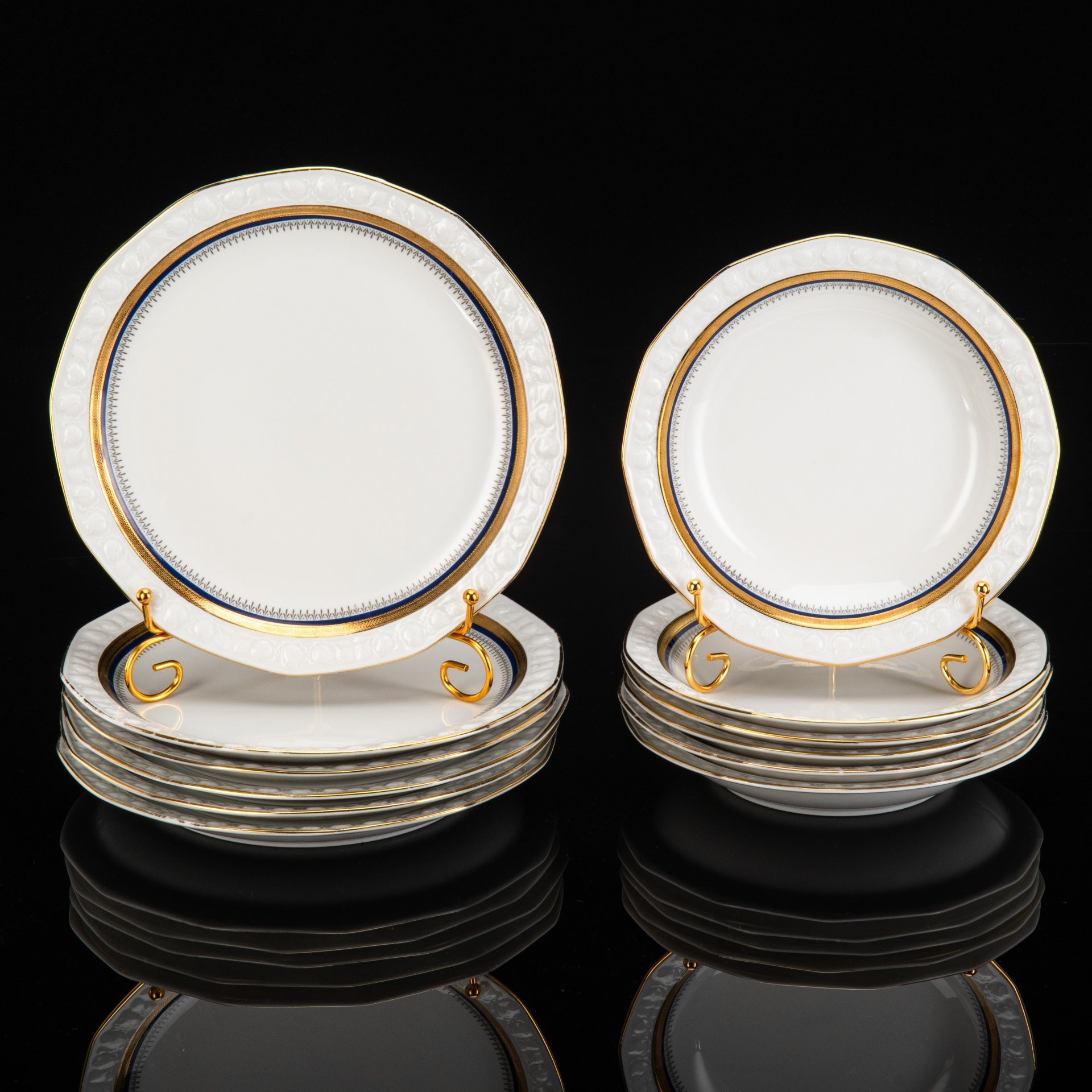 Набор столовой посуды (тарелок)  на 6 персон (12 предметов)  со строгим геометрическим декором, фарфор, деколь, золочение, Winterling Marktleuthen Bavaria, Германия, 1950-1990 гг.