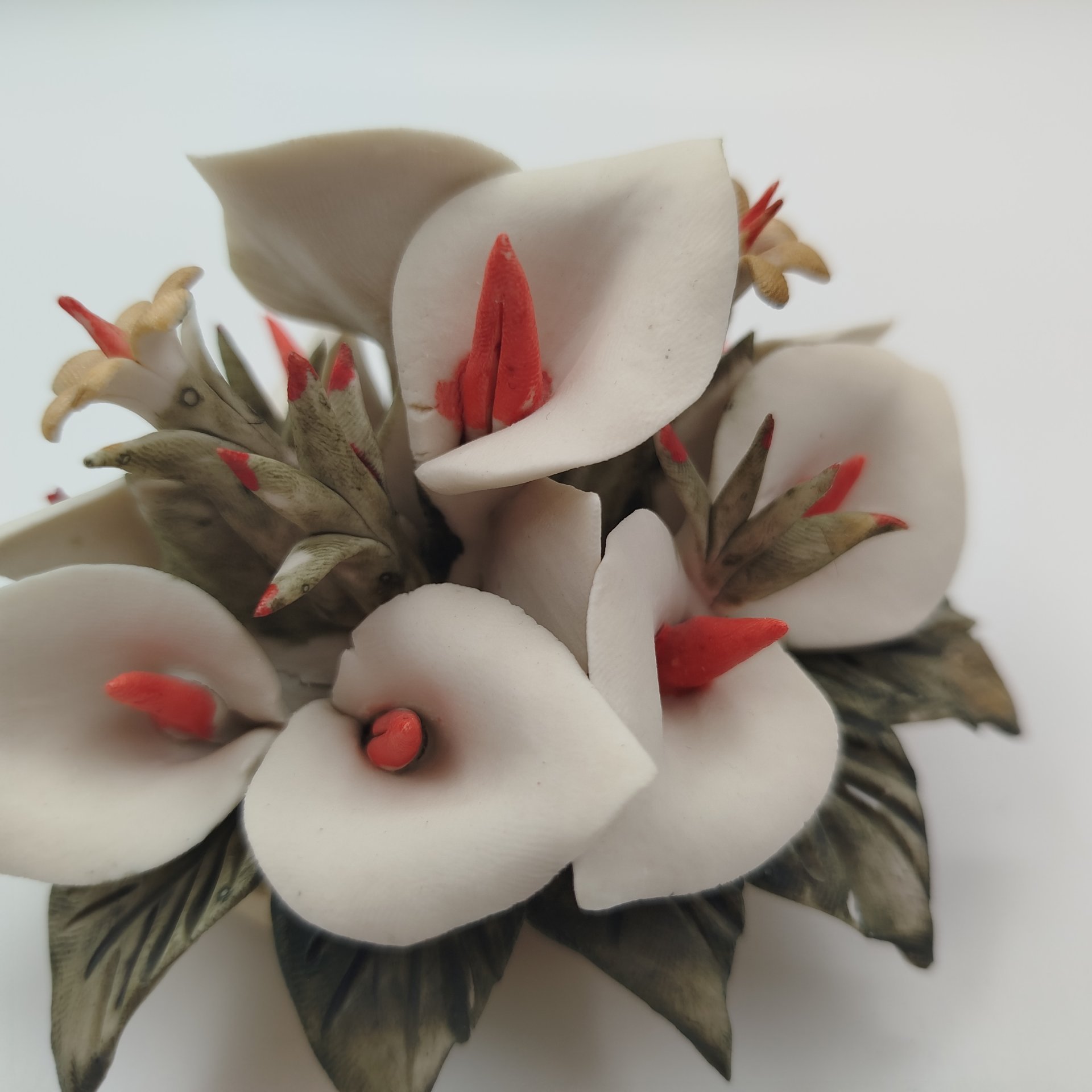 Статуэтка "Цветочная корзина" ("Каллы"), фарфор, роспись, Capodimonte (Каподимонте), Италия, 1970-1990 гг.