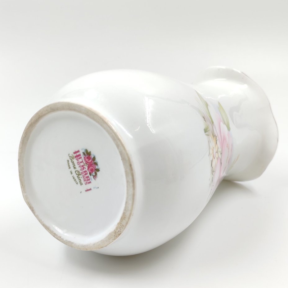 Миниатюрная ваза с цветочным декором, фарфор, деколь, золочение, Hitkari Potteries, Индия, 1990-2010 гг., Hitkari Potteries
