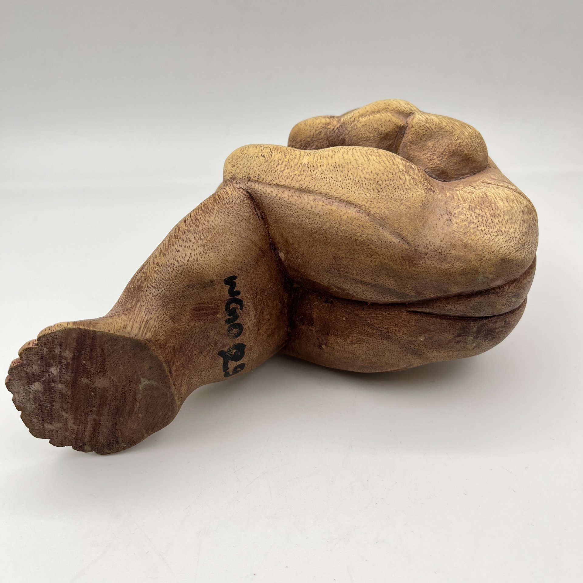 Статуэтка "Плачущий монах", дерево, крашение, резьба, Азия, 1990-2000 гг.