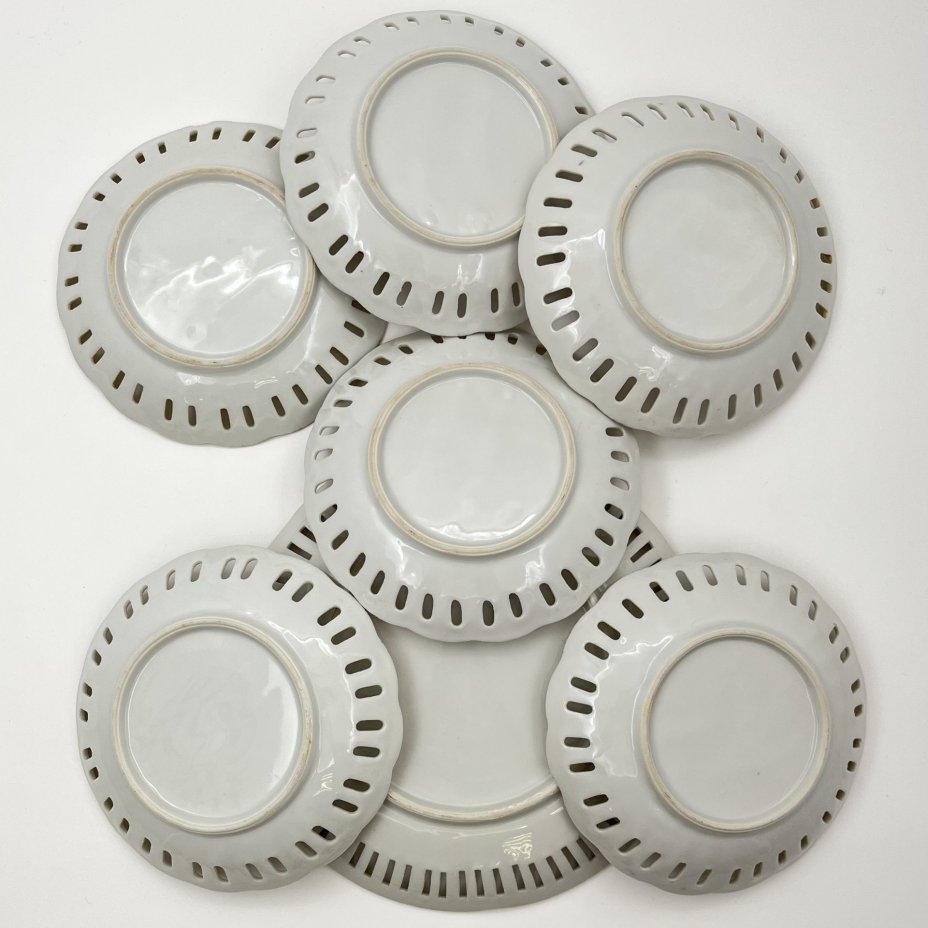 Набор десертный с прорезным бортом "Ягоды и фрукты" на 6 персон (7 предметов)