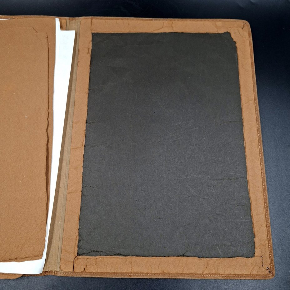 Папка "Maggi-Gesellschaft", замша