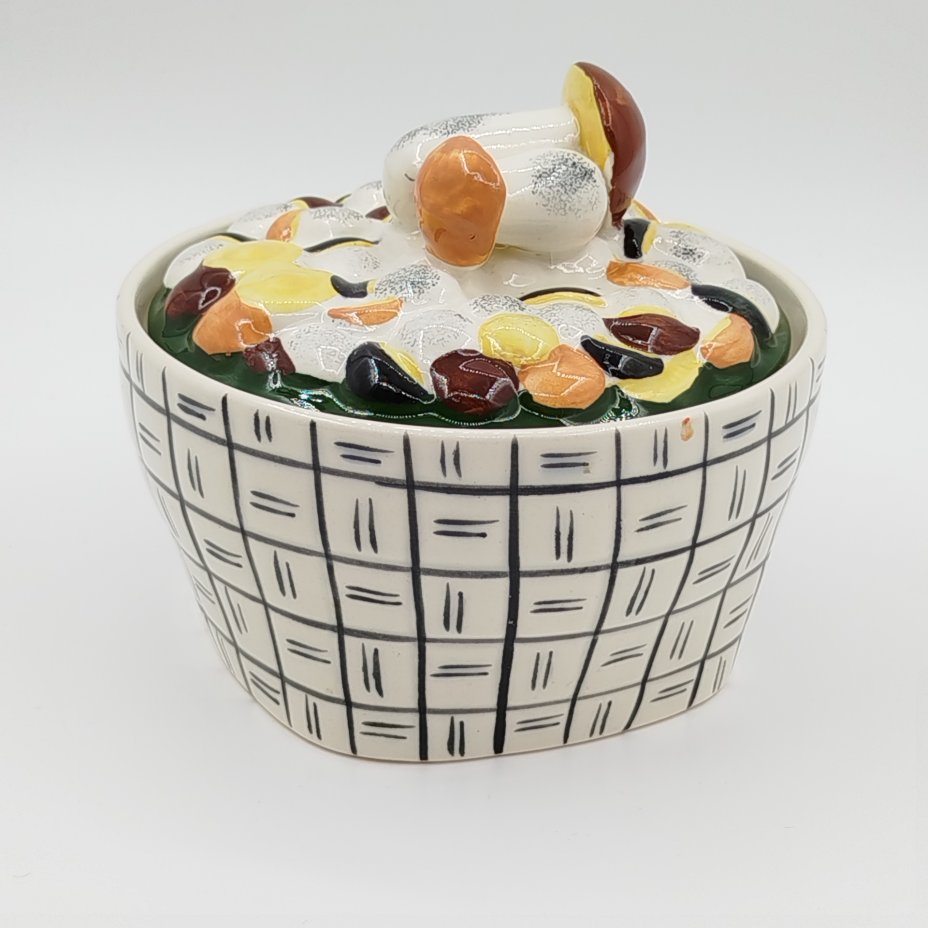 Масленка "Грибное лукошко", Конаковский фаянсовый завод им. М.И. Калинина (ЗиК Конаково)