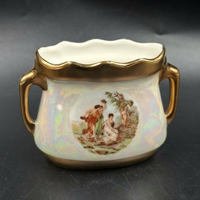 Вазочка "Мадонна" (низкая), "Margarete Freitag", фарфор, деколь, люстр, золочение, ГДР, 1945-1956 гг.