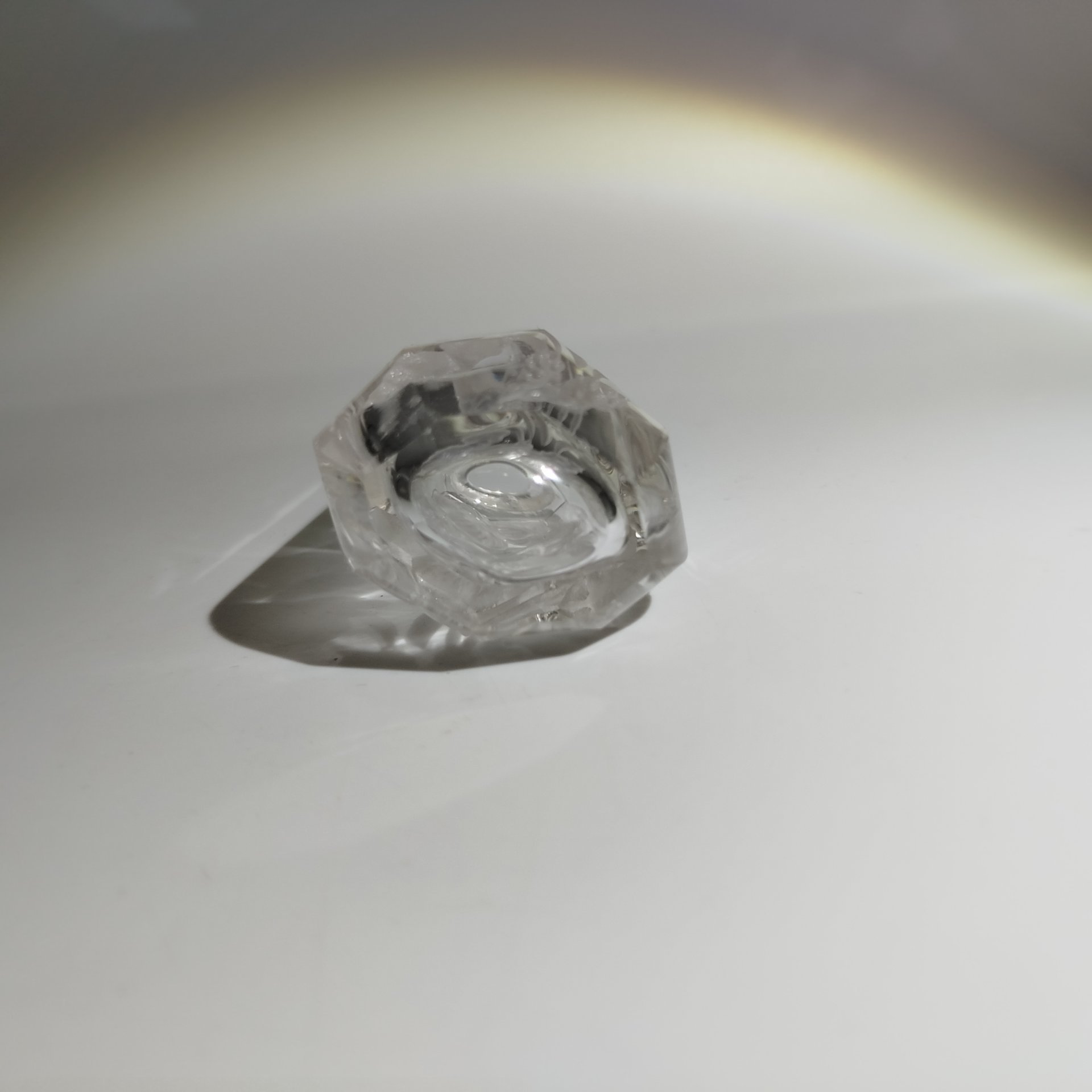 Солонка (без крышки) с цветочным декором