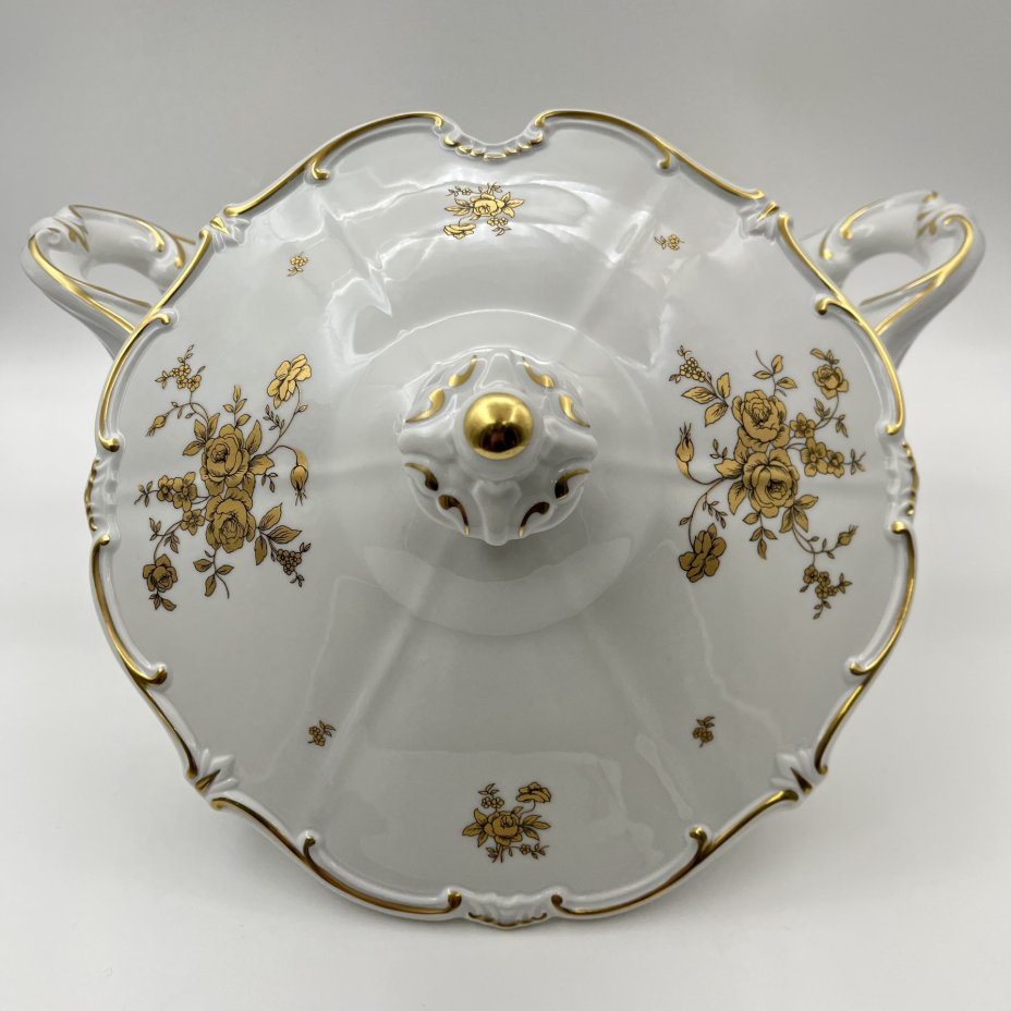 Супница, украшенная цветочным декором, серия "Katharina", фарфор, золочение, Weimar Porzellan (Веймарский фарфор), ГДР, 1950-1980 гг.