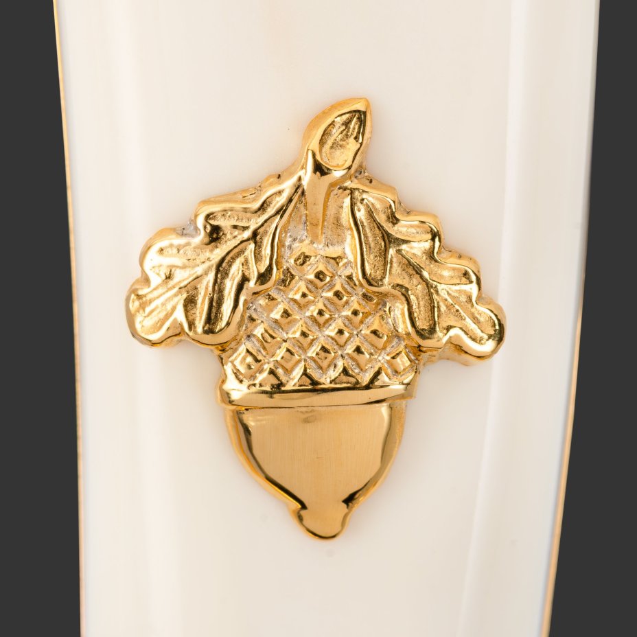 Кинжал охотничий «Хиршфангер», дамасская сталь, латунь, дерево, кожа ската, кость мамонта, золочение, литьевые элементы декора; в деревянном подарочном коробе с бархатным ложементом