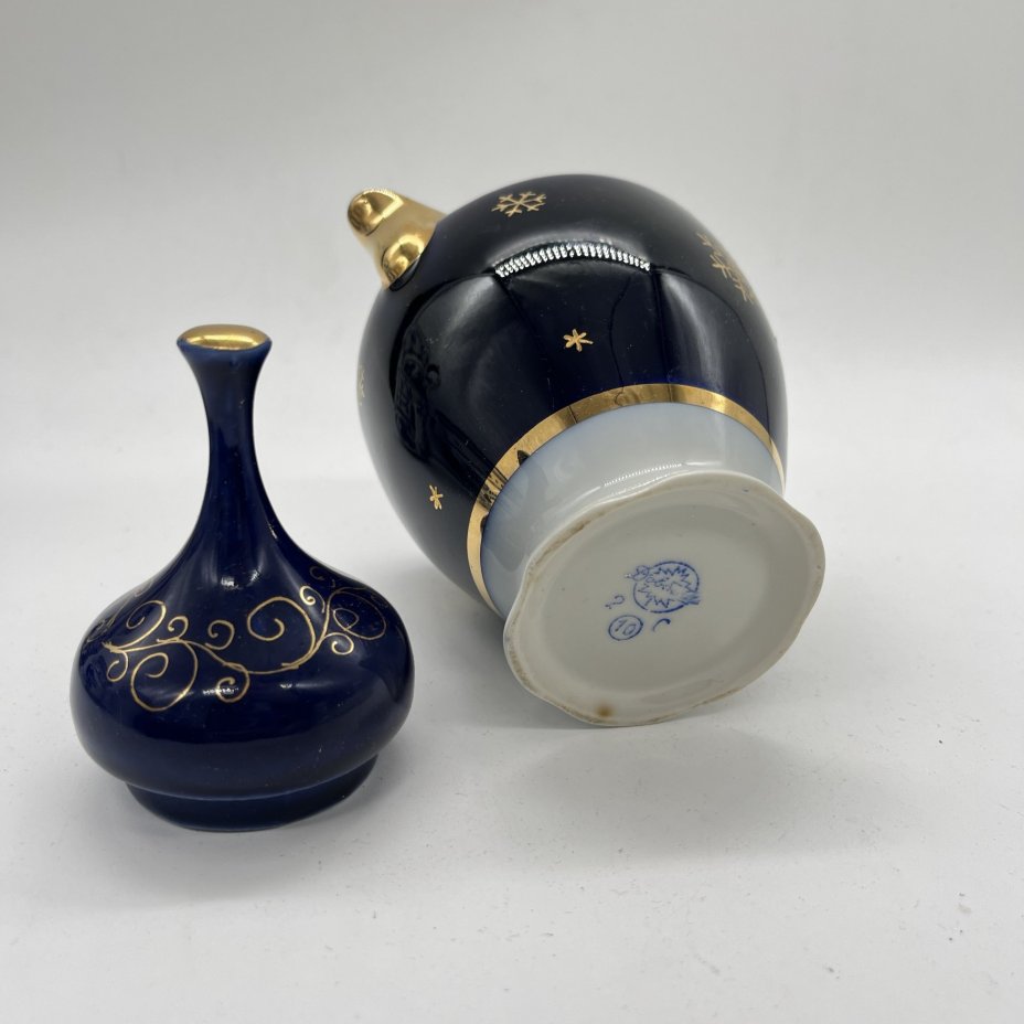 Молочник с крышкой с золоченым декором (крышка подбор!), фарфор, крытье, кобальт, золочение, роспись, Довбышский фарфоровый завод (Довбыш), СССР, 1970-1990 гг.