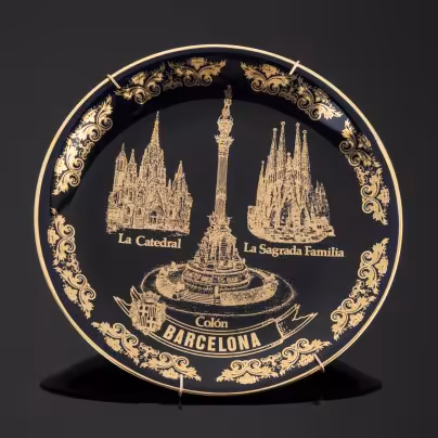 Настенная сувенирная тарелка "Barcelona. La Catedral. La Sagrada Familia.Colon" (Барселона). Производитель: Beth Artesanías