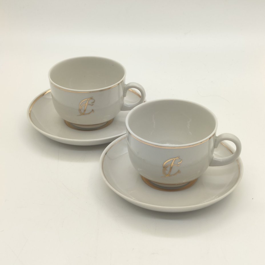 Набор из 2-х кофейных пар, украшенных инициалами "С.Р.", фарфор, золочение, Дулевский фарфоровый завод (Дулёво), СССР, 1990 г.