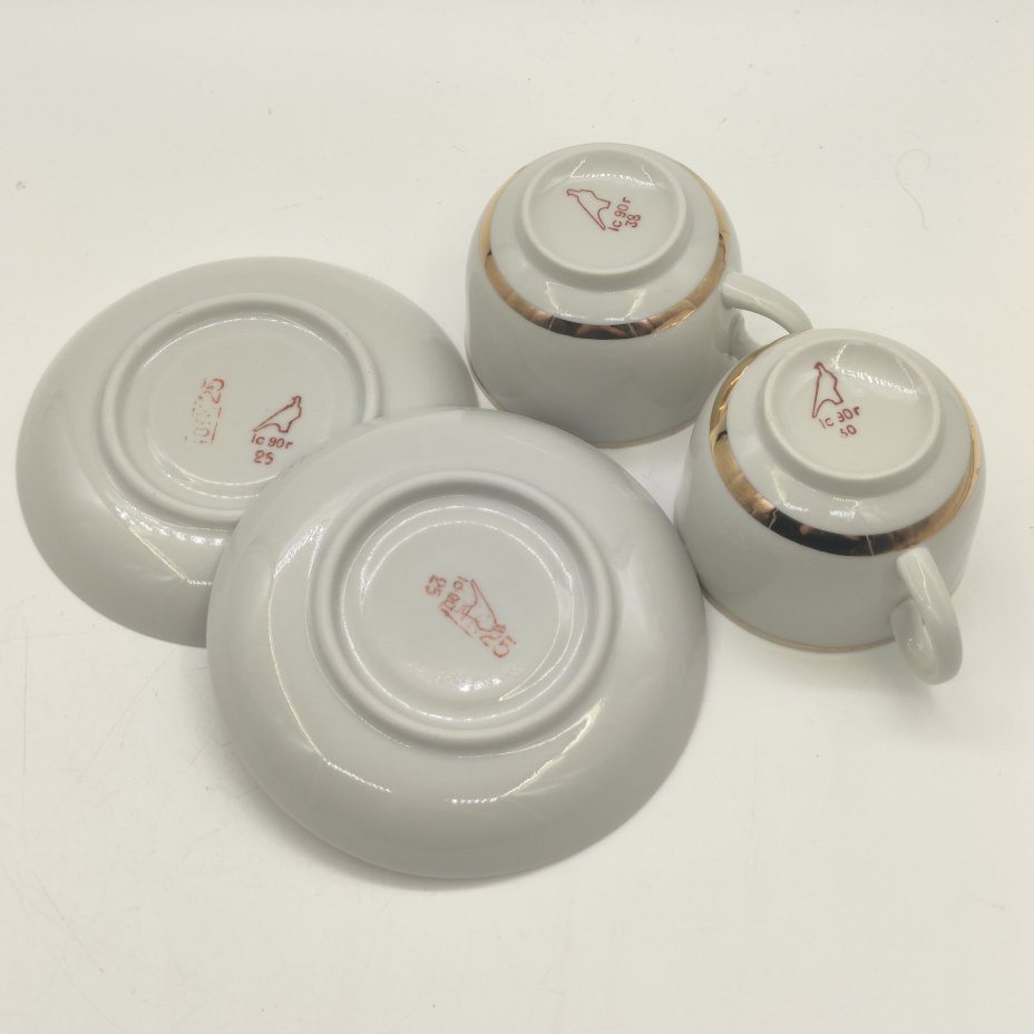 Набор из 2-х кофейных пар, украшенных инициалами "С.Р.", фарфор, золочение, Дулевский фарфоровый завод (Дулёво), СССР, 1990 г.