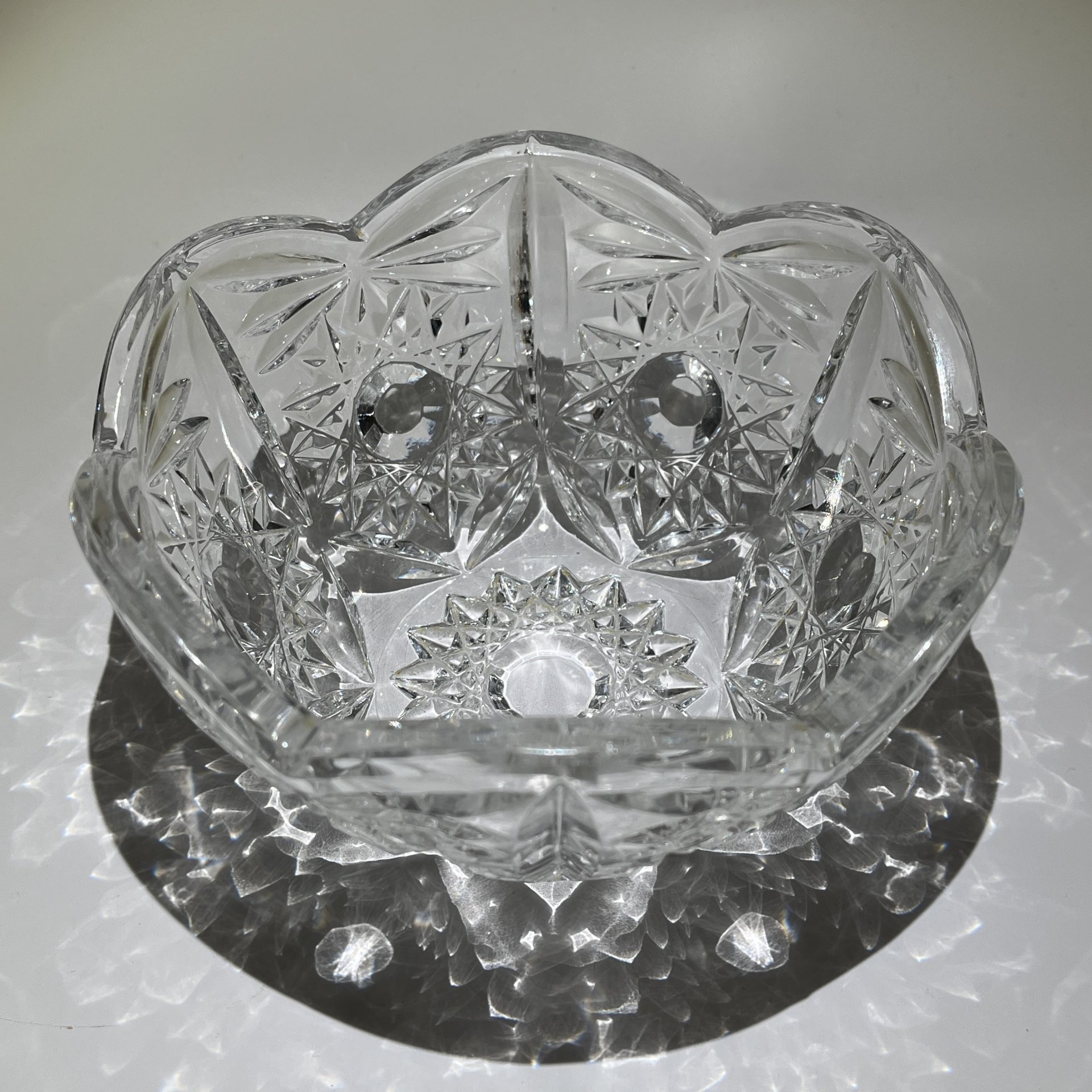 Салатник с рельефным декором, хрусталь, СССР, 1970-1990 гг.