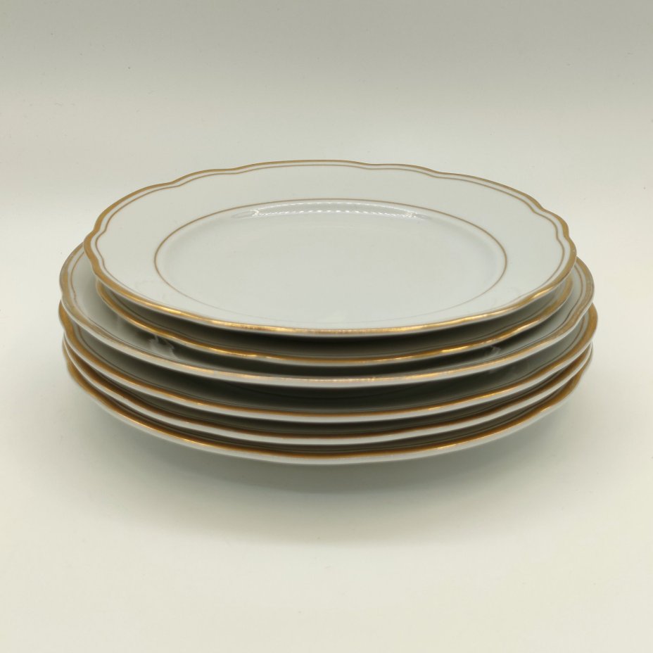 Набор из 2-х пирожковых и 4-х десертных тарелок, фарфор, золочение, Colditz (Кольдиц), ГДР, 1960-1990 гг.