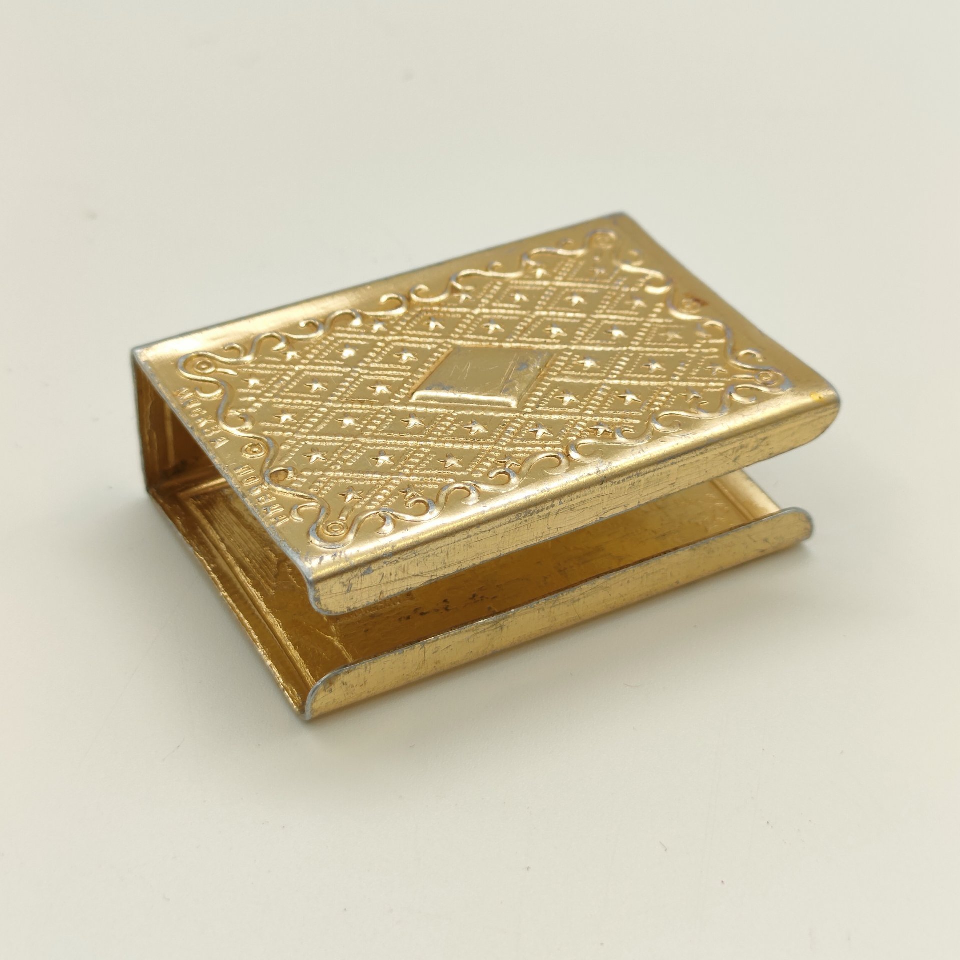 Футляр для спичек (спичечница) "Спасская башня", алюминий, золочение, Артель «Победа», СССР, 1960-1980 гг.