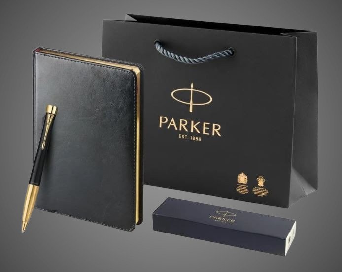 Подарочный набор Parker: ежедневник с золотым срезом страниц и шариковая ручка Parker Urban, поворотный механизм, цвет чернил синий, Лаки и смолы: лак, латунь