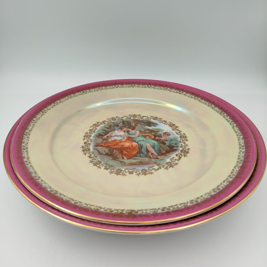 Сервировочные блюда круглой формы из сервиза "Мадонна" (2 шт.), фарфор, деколь, люстр, золочение, Fortuna Eisenberg, ГДР, 1960-1973 гг.