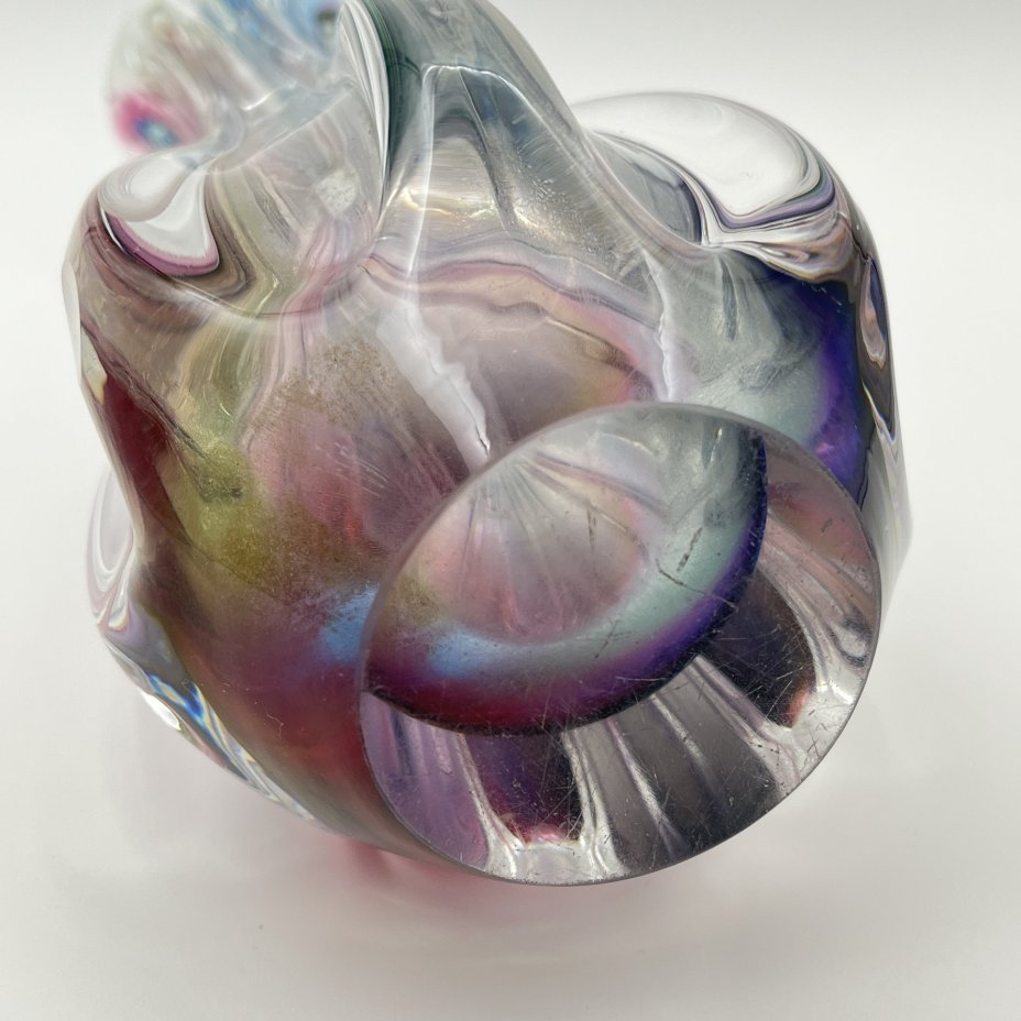 Ваза "Стиляга", автор П.И. Зинченко, стекло, гутная техника, Ленинградский завод художественного стекла (ЛЗХС), СССР, 1970-1990 гг.