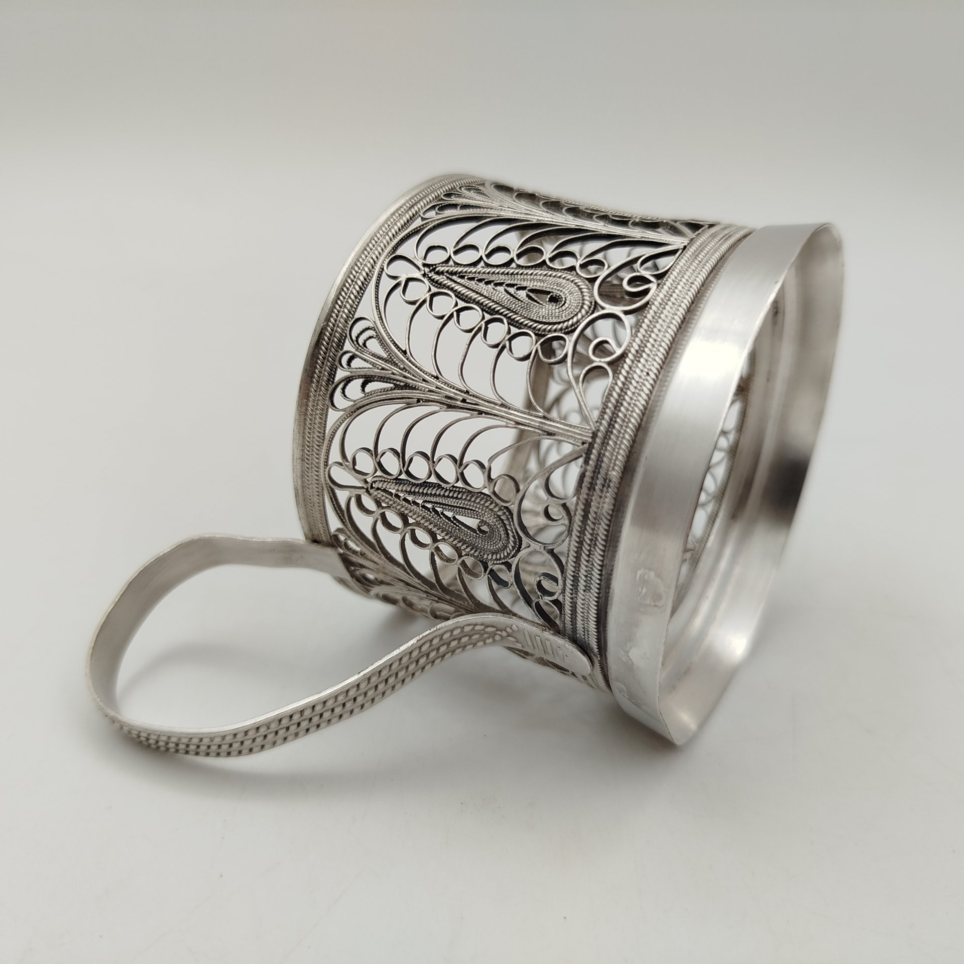 Подстаканник ажурный, мельхиор (медь-никель), скань, Казаковский завод художественных изделий (КХИ), СССР, 1960-1980 гг.