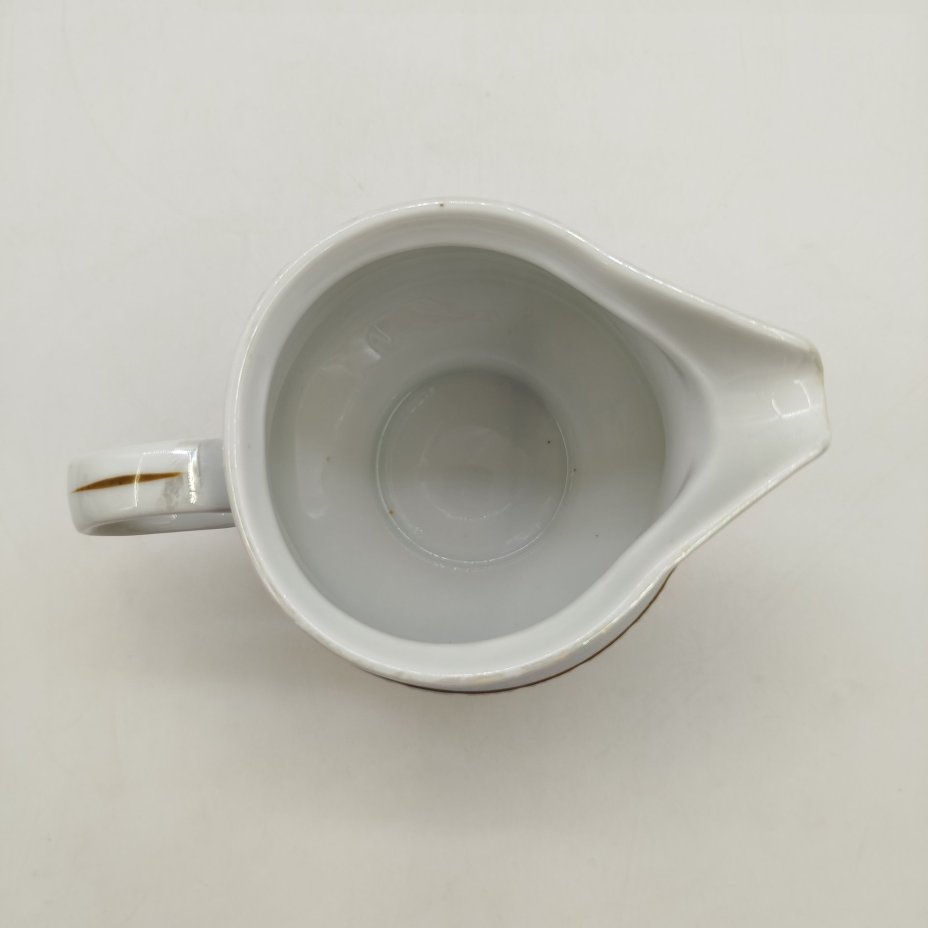 Молочник из сервиза "Мадонна", фарфор, деколь, обводка, люстр, ГДР, 1960-1980 гг.