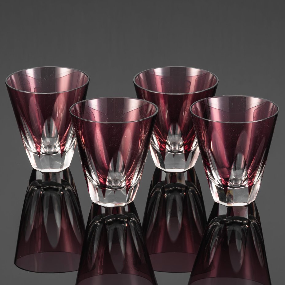 Набор из 4 роксов фиолетового оттенка, стекло, Чехословакия, 1960-1980 гг.