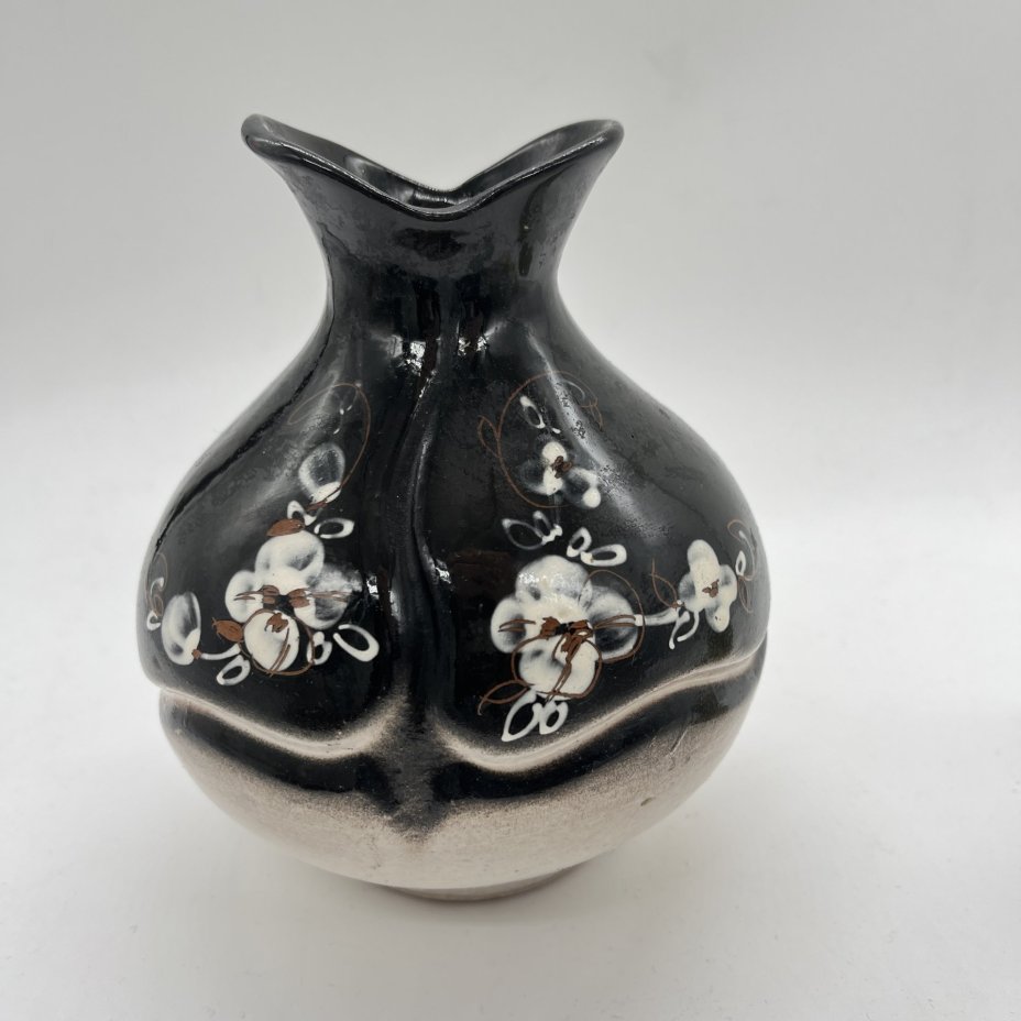 Вазочка с  цветочным декором, керамика, роспись, СССР, 1970-1990 гг.