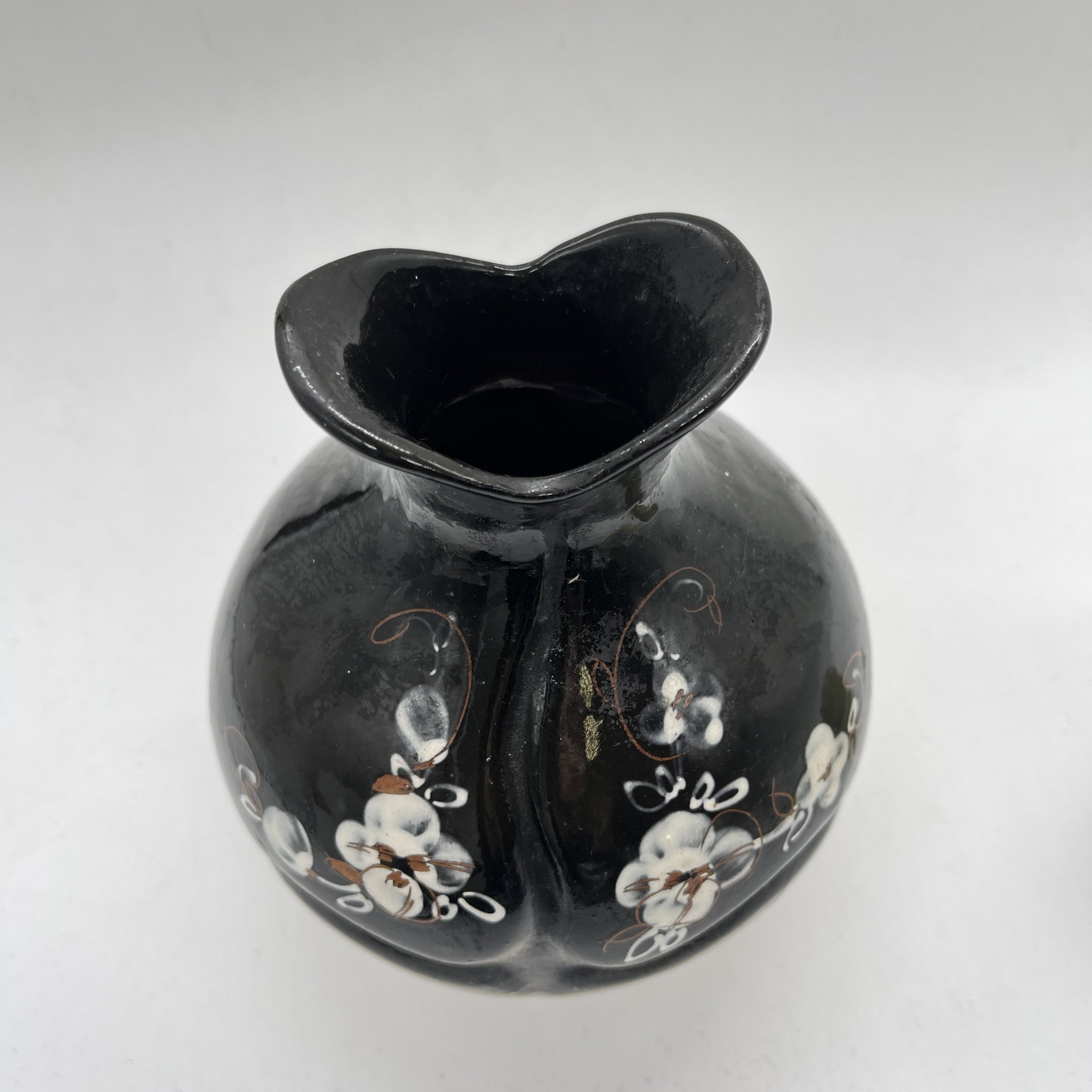 Вазочка с  цветочным декором, керамика, роспись, СССР, 1970-1990 гг.