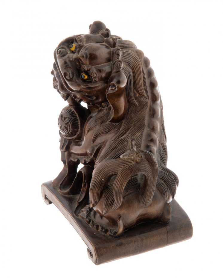 Статуэтка "Собака Фу", дерево, резьба, кость, Китай, 1960-1980 гг.