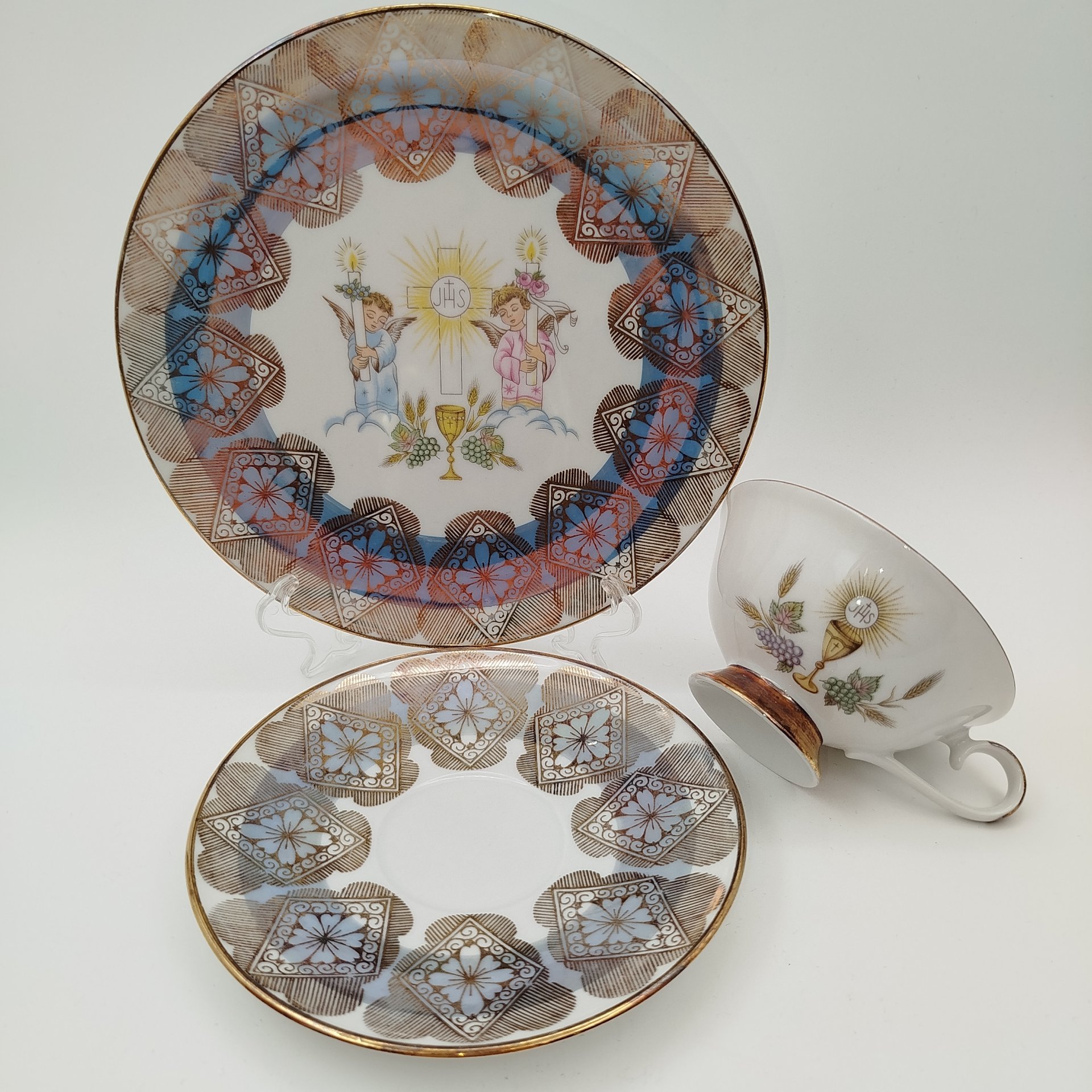 Трио чайное с изображением Святого Грааля и винограда, Rudolf Wachter Bavaria, фарфор, деколь, крытье, золочение, Бавария, 1950-1970 гг.