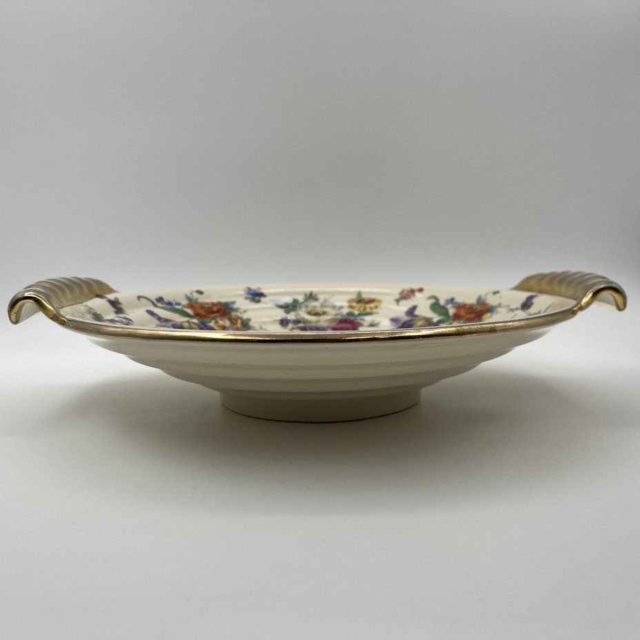 Блюдо сервировочное с фигурными ручками и изображение мейсенского букета, Boch Freres Keramis