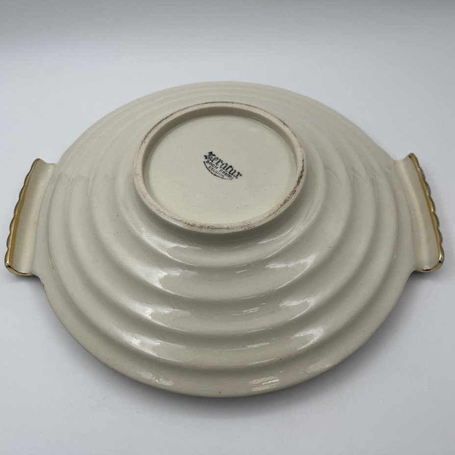 Блюдо сервировочное с фигурными ручками и изображение мейсенского букета, Boch Freres Keramis