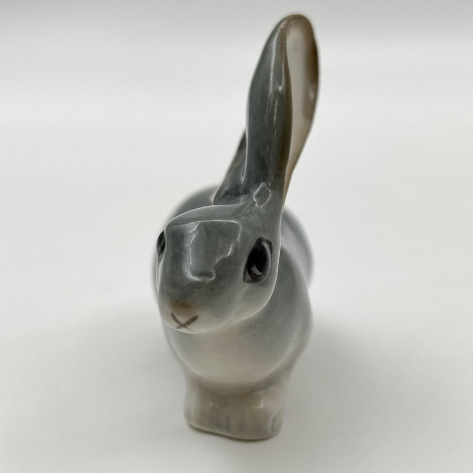 Статуэтка "Кролик", скульптор Т.С. Линчевская
