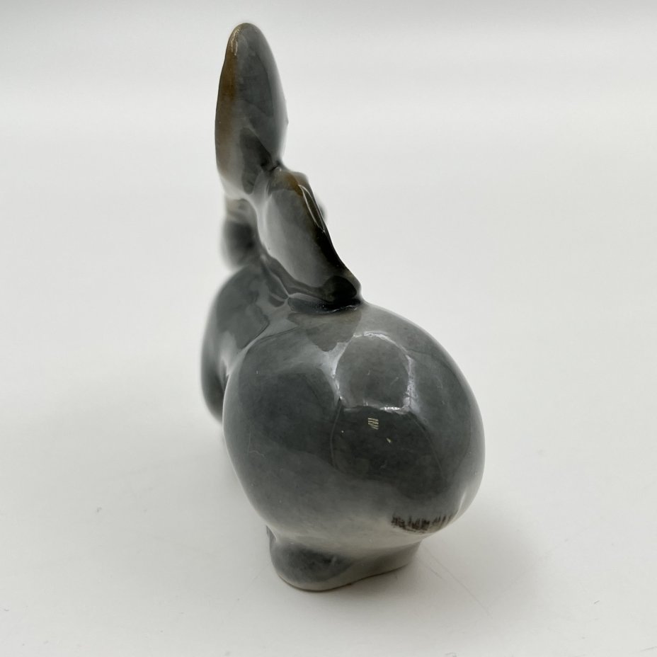 Статуэтка "Кролик", скульптор Т.С. Линчевская