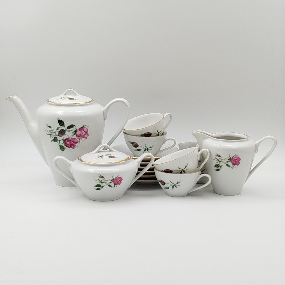 Сервиз кофейный с декором в виде роз, на 6 персон (15 предметов), "Gebrüder Benedikt"