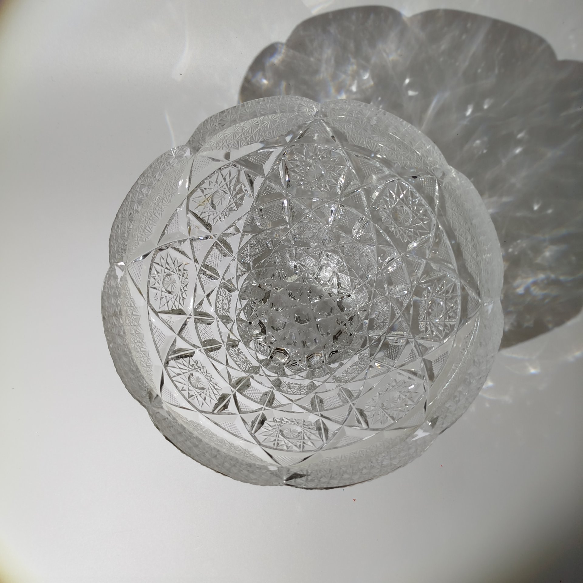 Конфетница(салатник) с резным декором, хрусталь, гранение, Гусевской хрустальный завод (Гусь-Хрустальный), СССР, 1970-1990 гг.