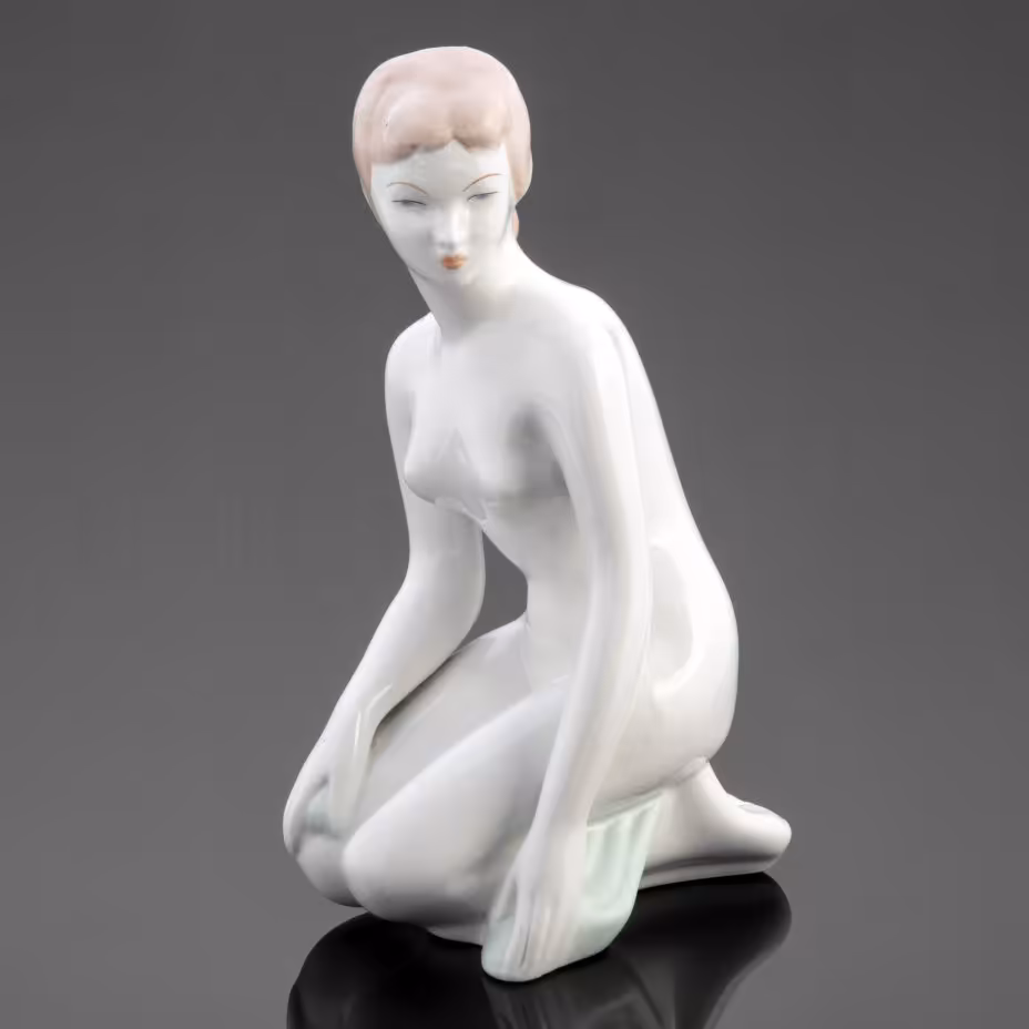 Статуэтка "Купальщица", Aquincum Porcelain