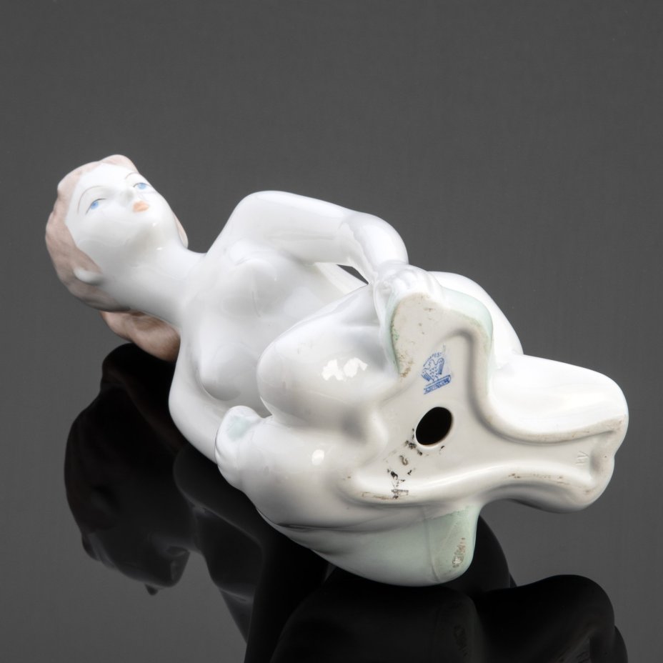 Статуэтка "Купальщица", Aquincum Porcelain