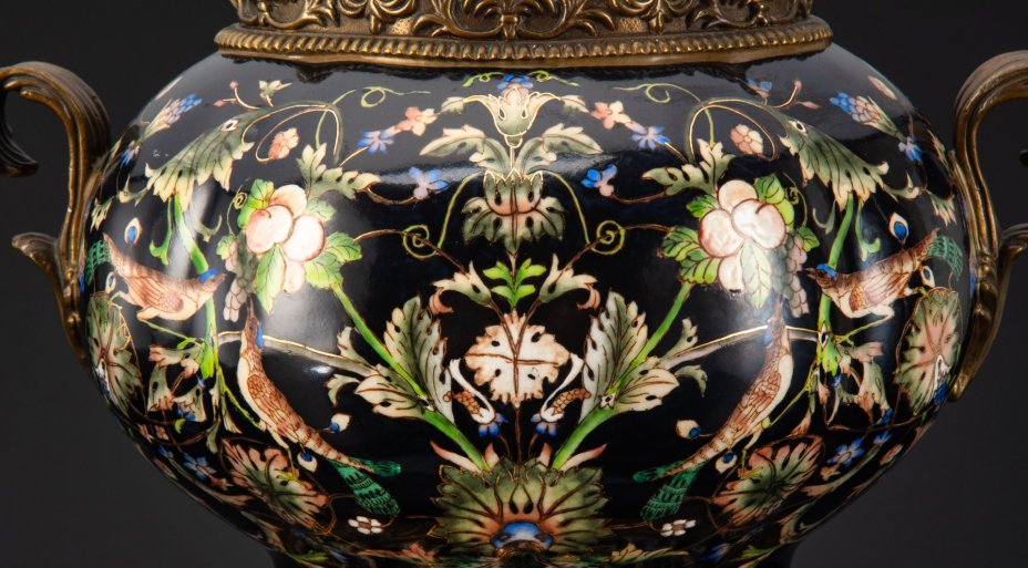 Ваза (кашпо), выполненная в восточном стиле, бронза, фарфор, Китай, 1990-2010 гг.