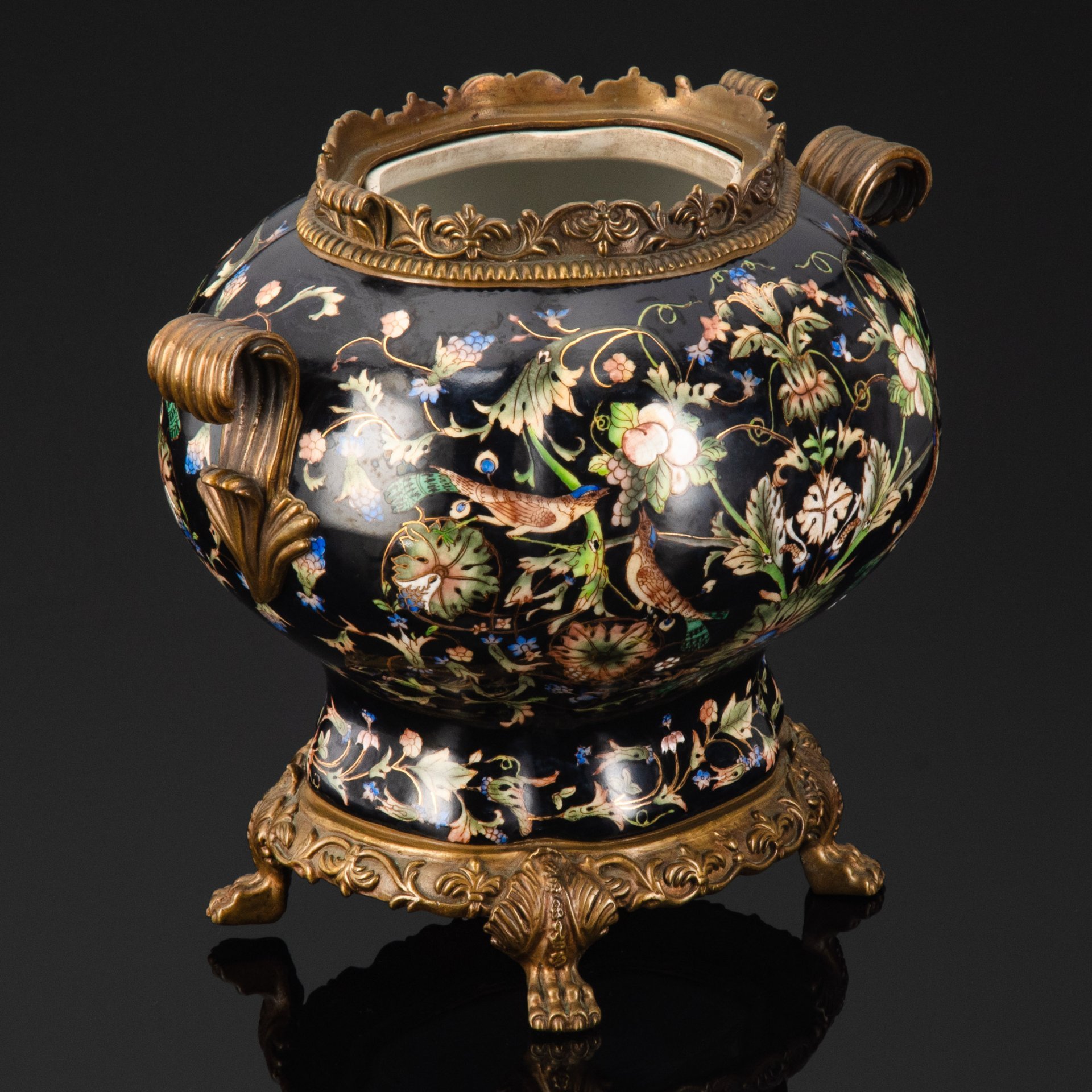 Ваза (кашпо), выполненная в восточном стиле, бронза, фарфор, Китай, 1990-2010 гг.