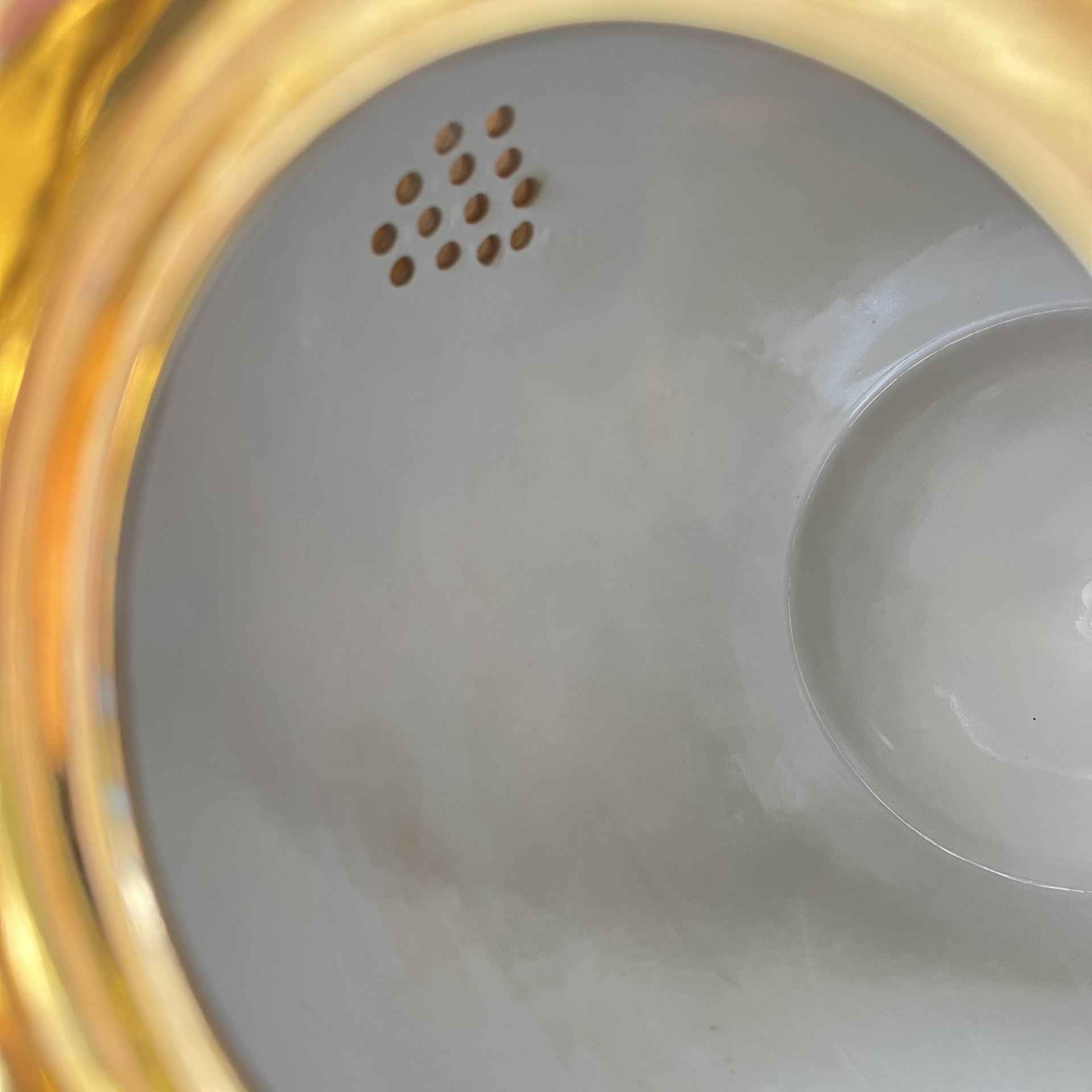 Чайник доливной "Хризантемы", автор В.К. Яснецов