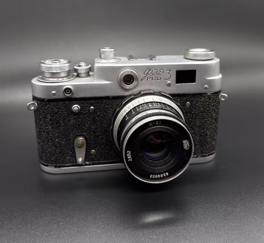 Фотоаппарат "ФЭД-3" с объективом "Индустар-61" в оригинальном кофре, Харьковский машиностроительный завод им. Дзержинского (ФЭД)