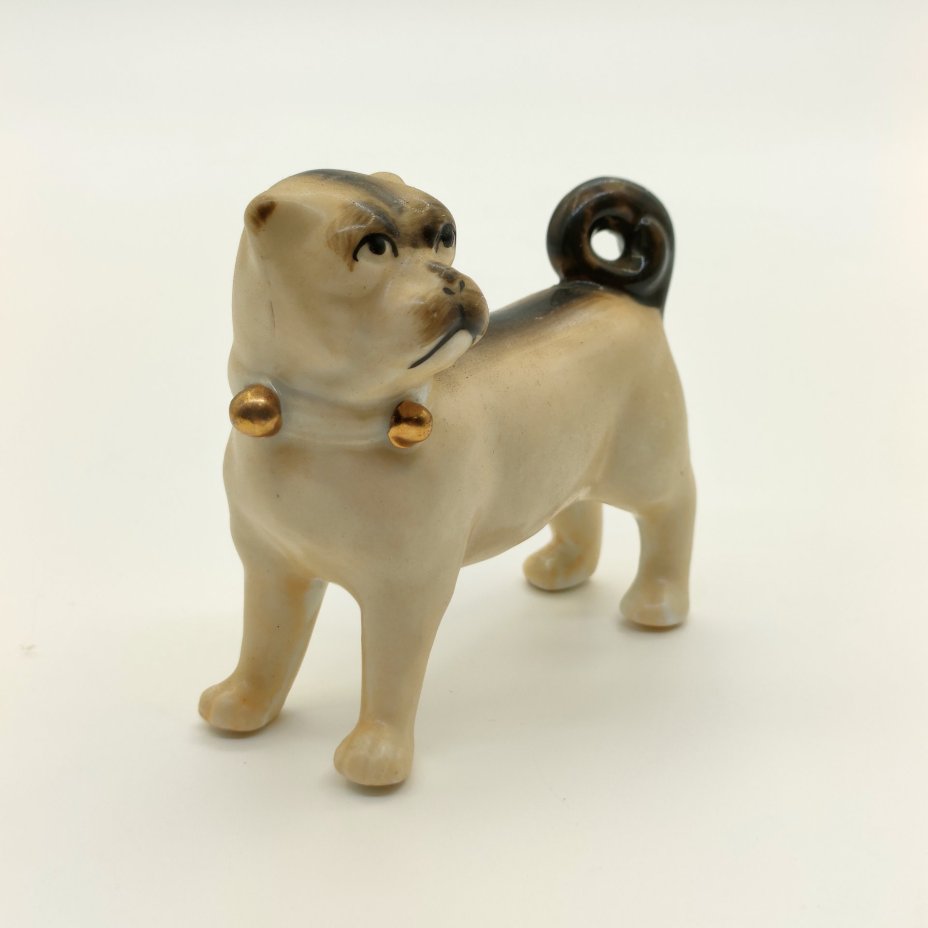 Статуэтка "Мопс стоящий", фарфор, роспись, золочение, Западная Европа, 1970-1990 гг.