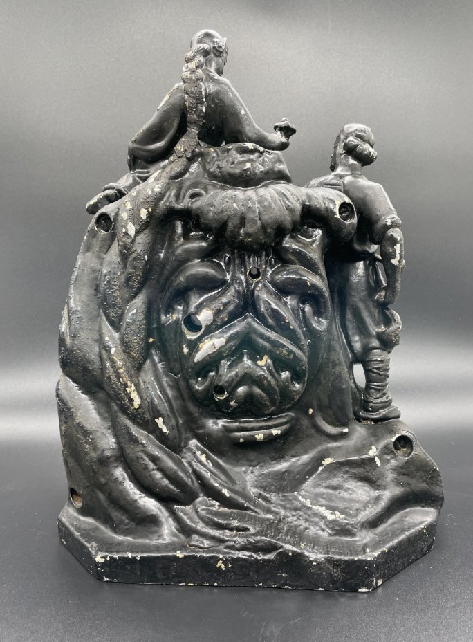 Корпус каминных часов "Хозяйка Медной горы", Челябинский часовой завод «Молния»