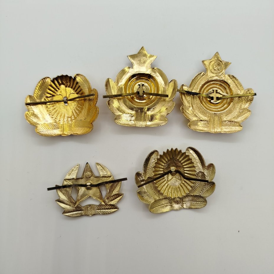 Набор из пяти кокард