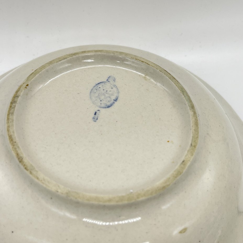 Набор из 2 суповых тарелок и селедочницы "Вишни", фаянс, аэрография, Ленинградский завод «Стройфаянс», СССР, 1972-1982 гг.